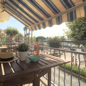 Le 2 - Un Balcon Sur Le Port Appartement Bandol